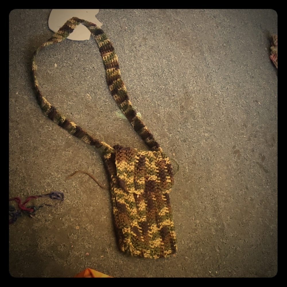 Camo pouch
